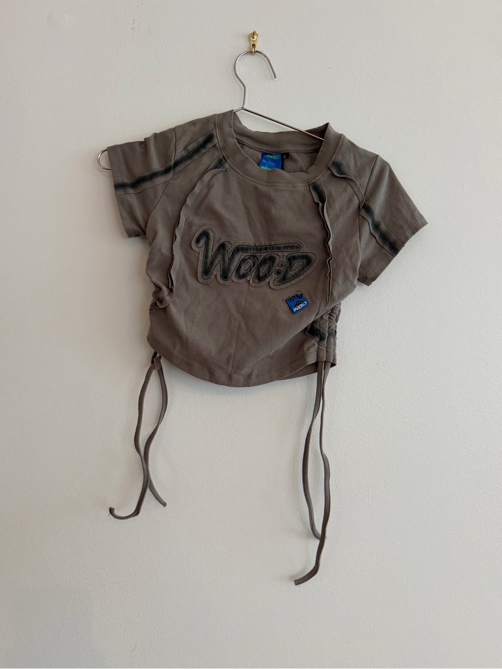 GRAPHIC TEE CROP SIDE TIE
